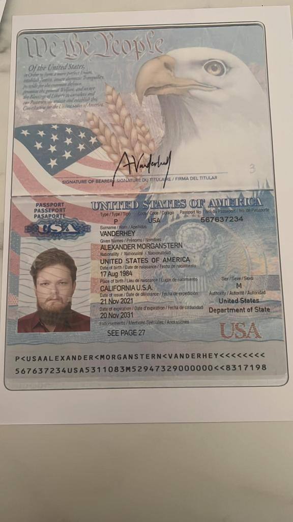 Alexander Vanderhey passport USA F15E7D8E-50B9-4D89-A21D-8DB176803208